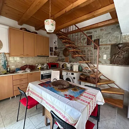 Отель Grandma's Place *