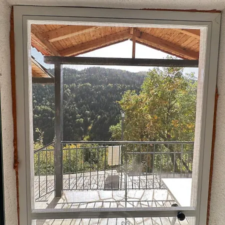 Отель Grandma's Place *