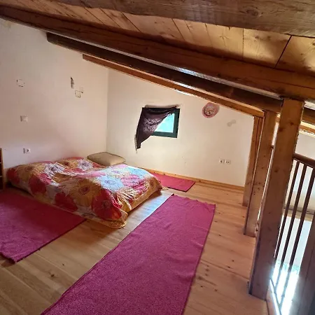 Отель Grandma's Place *