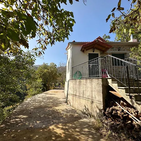 Grandma's Place Отель *