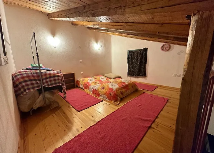 Grandma's Place Hotel